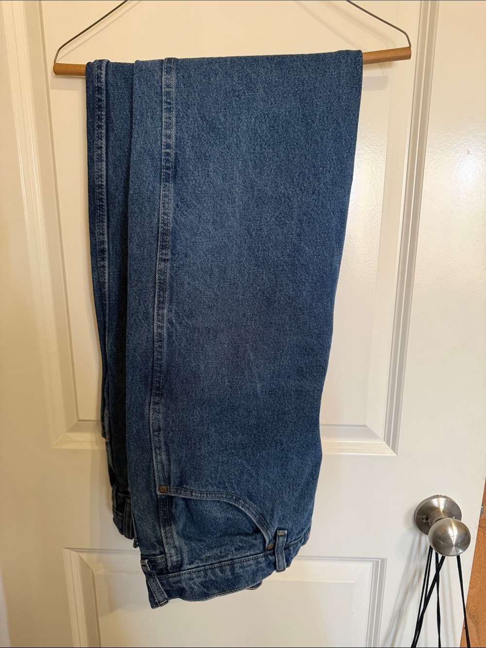 Cabela's Men's Relaxed Fit Jeans in Denim Blue